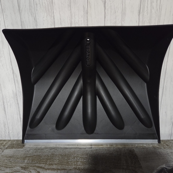 Snow Shovel Heavy Duty 60in Ergonomic Handle Portable Snow Removal Snow Pusher - Picture 5 of 6